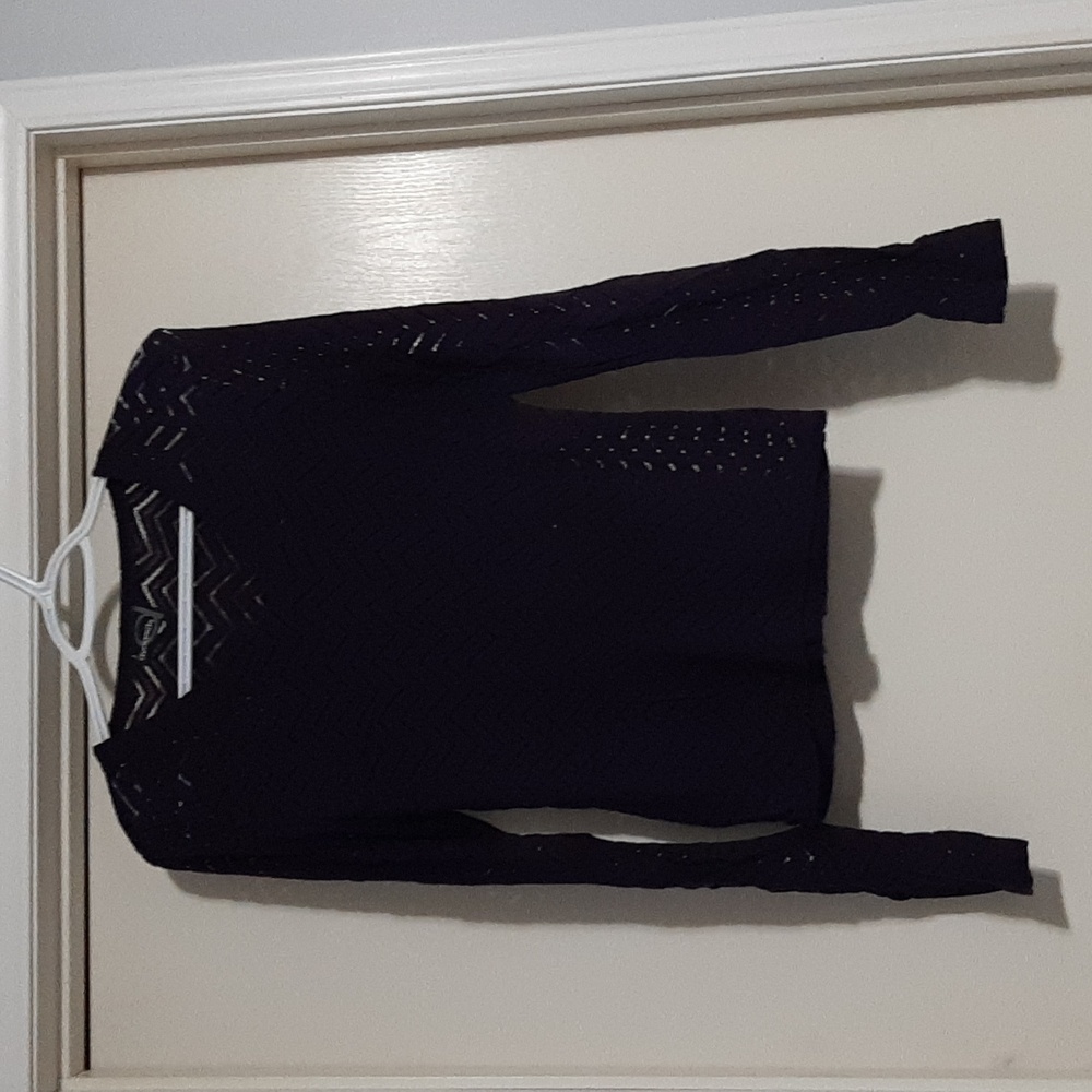 Long sleeved knit top